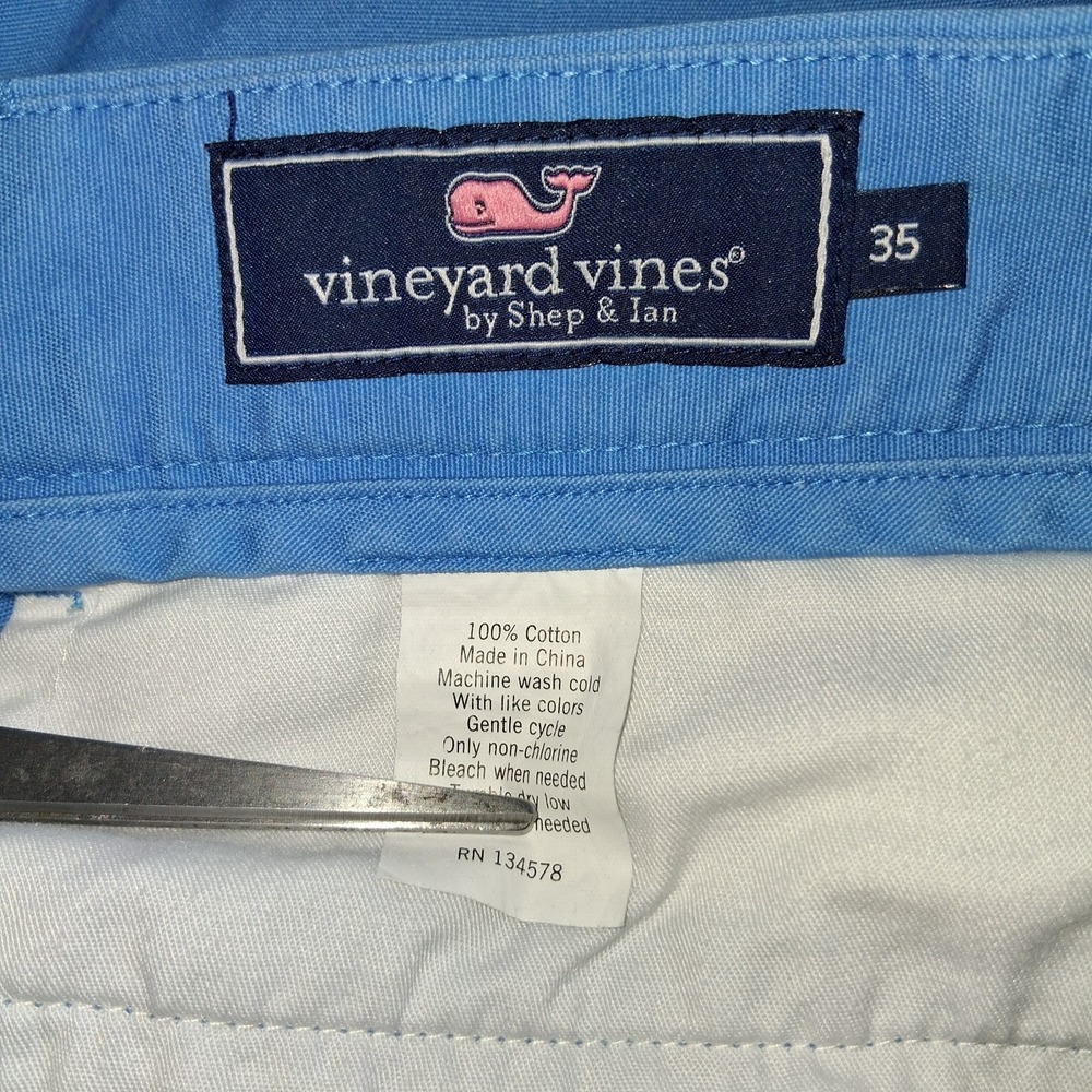 Vineyard Vines Breaker Shorts Men's 35 X 9" Blue Embroidered Cross Fishbone - Picture 7 of 11